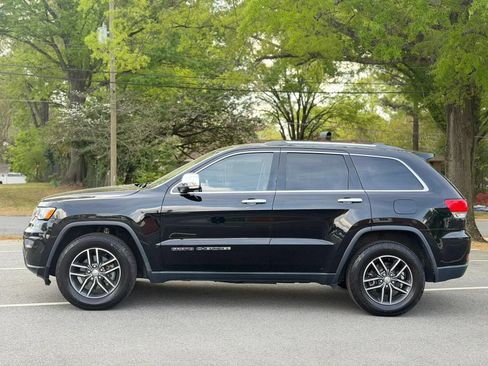 Used 2018 Jeep Grand Cherokee Limited w/ Trailer Tow Group IV RWD image 3