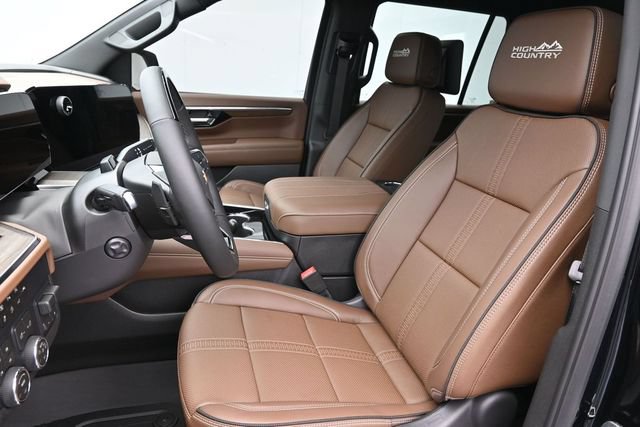 New 2026 Chevrolet Tahoe High Country AWD/4WD image 19