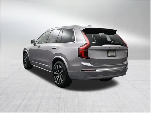 New 2026 Volvo XC90 T8 Core AWD/4WD image 3