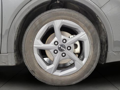 Used 2025 Kia K4 FWD image 4