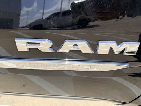 Used 2025 RAM 1500 Tungsten AWD/4WD image 12