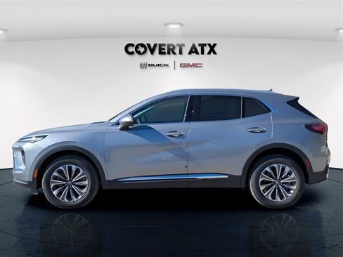 New 2025 Buick Envision Preferred image 2