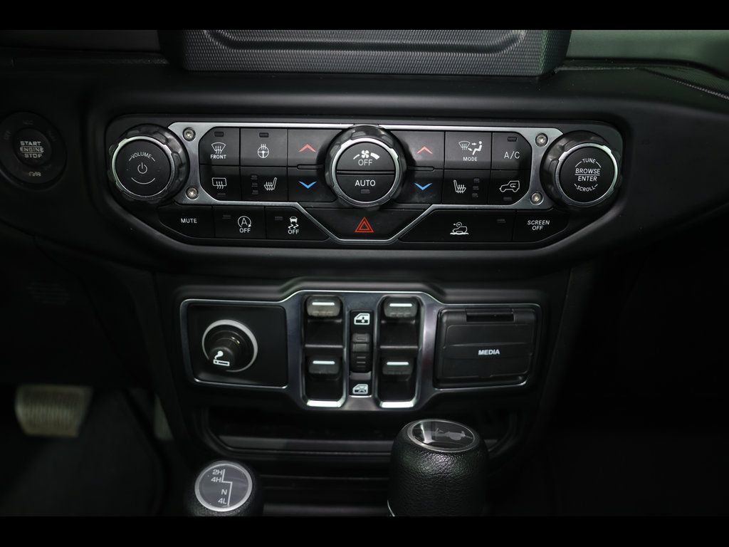 Used 2021 Jeep Wrangler Unlimited Sport AWD/4WD image 23