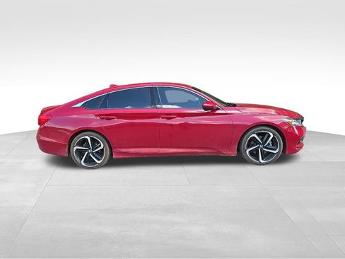 Used 2019 Honda Accord Sport image 9
