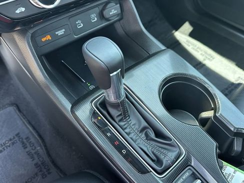 Used 2025 Honda Civic Sport Touring image 21