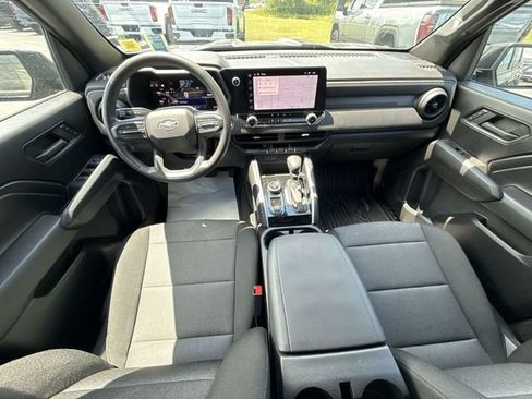 Certified 2024 Chevrolet Colorado Trail Boss w/ Advanced Trailering Package AWD/4WD image 20