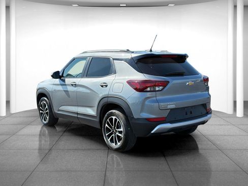 Used 2024 Chevrolet TrailBlazer LT w/ Convenience Package image 5