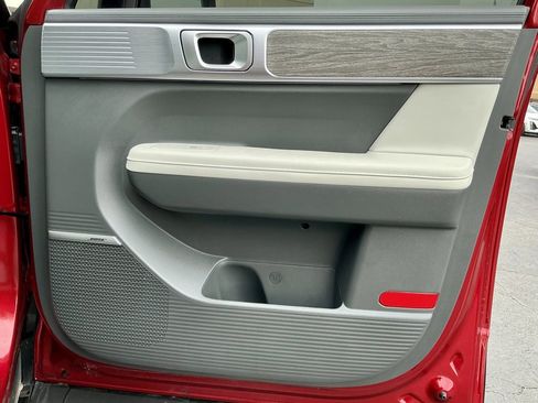 Used 2025 Hyundai Santa Fe Calligraphy image 22