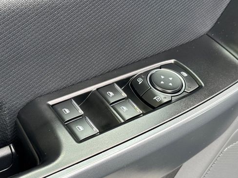 Used 2023 Ford F150 XLT AWD/4WD image 12