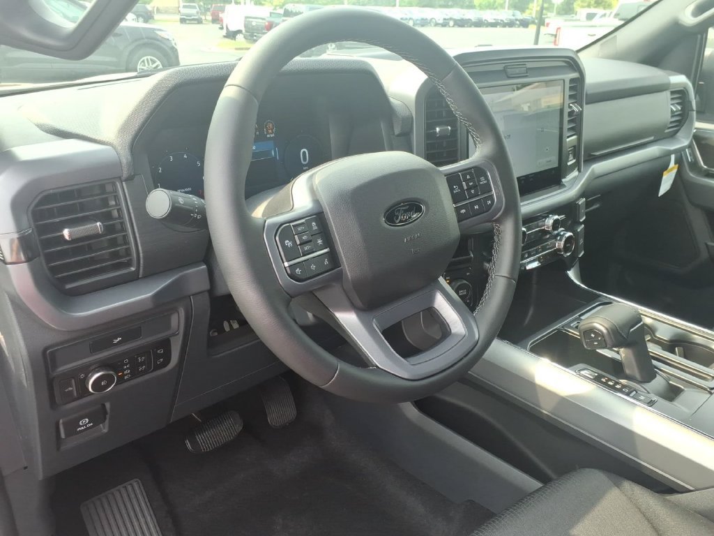 New 2026 Ford F150 XLT w/ Equipment Group 302A MID AWD/4WD image 17