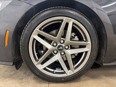 Used 2024 Ford Mustang Coupe RWD image 8
