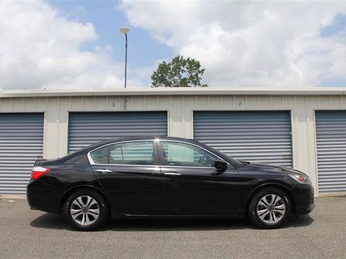 Used 2013 Honda Accord LX image 8