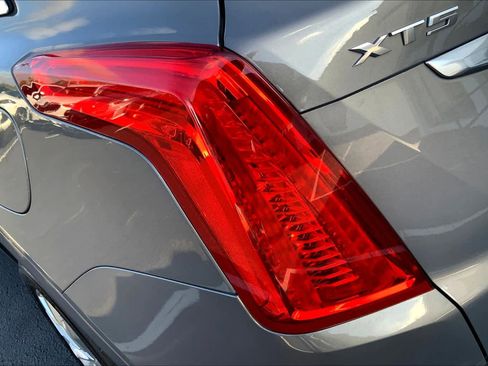 Used 2018 Cadillac XT5 Premium Luxury AWD/4WD image 27