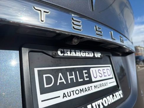 Used 2018 Tesla Model X 75D AWD/4WD image 6