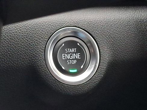 Used 2025 GMC Terrain Elevation AWD/4WD image 24