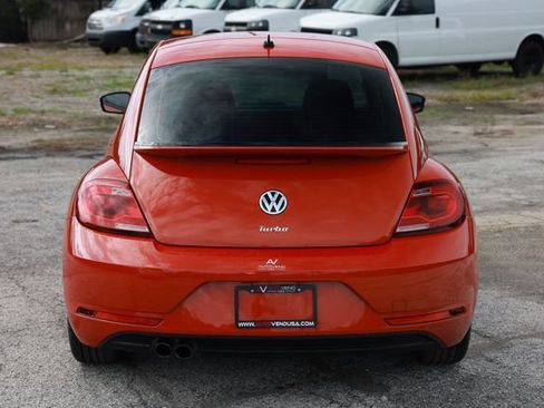 Used 2019 Volkswagen Beetle 2.0T S FWD image 12