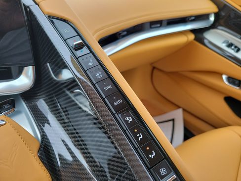 Used 2023 Chevrolet Corvette Z06 image 23