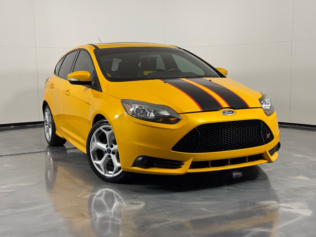 Used 2013 Ford Focus ST FWD image 2