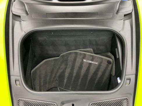 Used 2022 Porsche 911 GT3 image 38