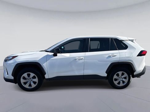 Used 2024 Toyota RAV4 LE image 7