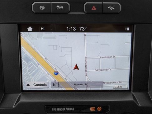 Used 2017 Ford F250 Lariat w/ Lariat Value Package image 17