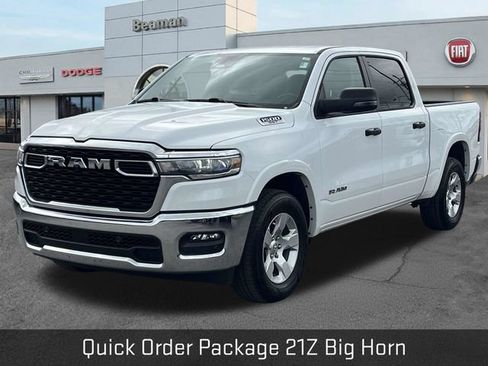 Used 2025 RAM 1500 Big Horn AWD/4WD image 3