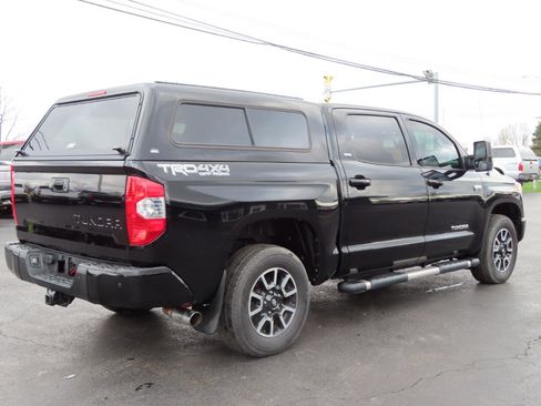 Used 2016 Toyota Tundra SR5 w/ TRD Off Road Package image 6