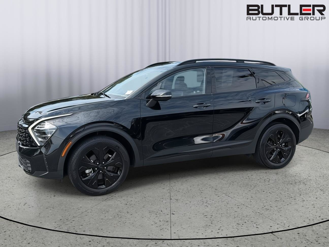 Used 2025 Kia Sportage X-Line AWD/4WD image 3