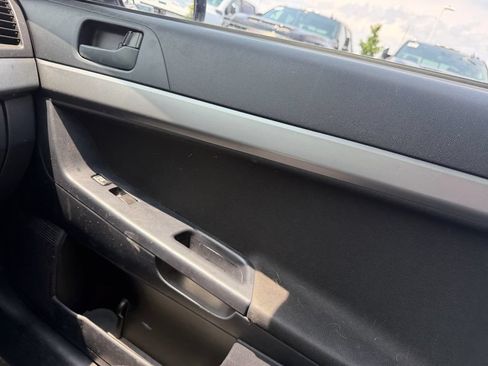 Used 2010 Mitsubishi Lancer ES FWD image 34