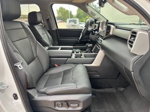 Used 2024 Toyota Tundra Limited w/ TRD Off-Road Package AWD/4WD image 22