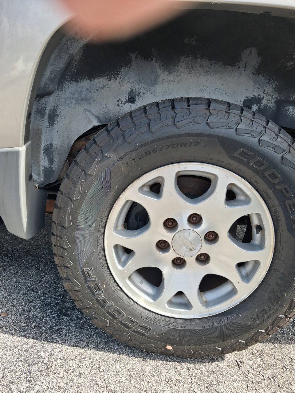 Used 2003 Chevrolet Suburban Z71 AWD/4WD image 23