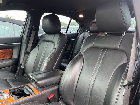 Used 2016 Lincoln MKS w/ Livery Package FWD image 6
