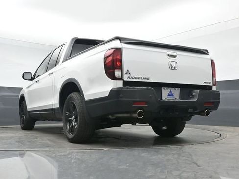 Used 2023 Honda Ridgeline Black Edition image 19