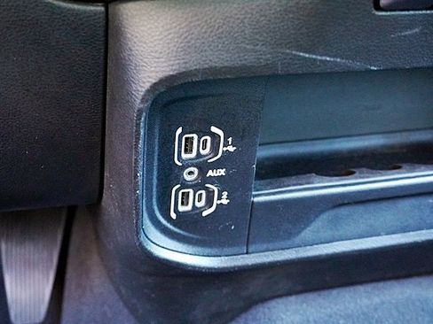 Used 2024 RAM 2500 Big Horn image 34