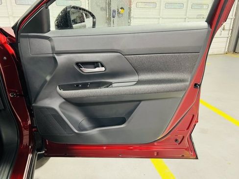 New 2026 Nissan Kicks SV image 34