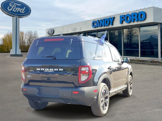 Certified 2025 Ford Bronco Sport Outer Banks w/ Outer Banks Tech Package+ AWD/4WD image 4