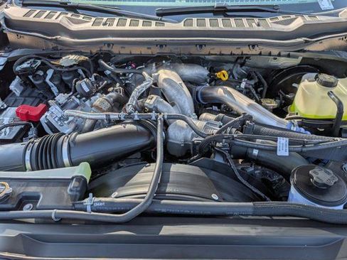 New 2026 Ford F250 Lariat w/ FX4 Off-Road Package image 29