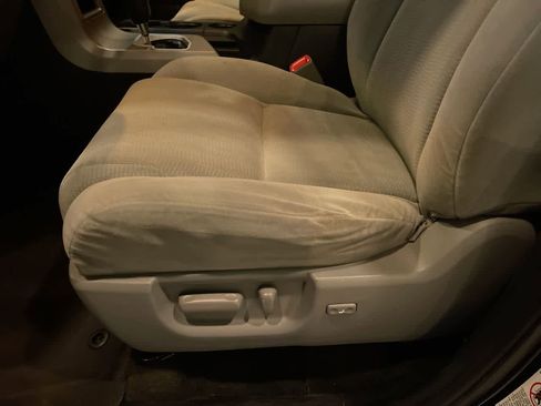 Used 2016 Toyota Sequoia SR5 AWD/4WD image 12