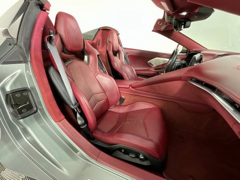 Used 2022 Chevrolet Corvette Stingray w/ Battery Protection Package image 18