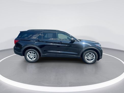 Used 2026 Ford Explorer Active RWD image 10