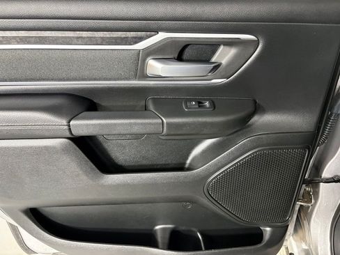 Used 2021 RAM 1500 Big Horn RWD image 34