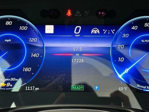 Used 2024 Mercedes-Benz EQS 450+ SUV image 35