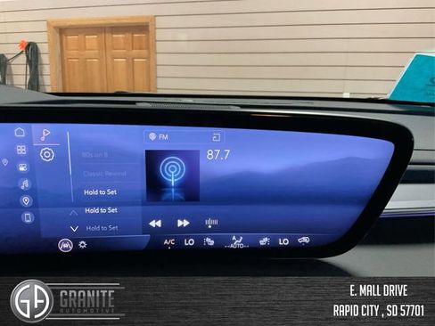 New 2026 Buick Enclave Sport Touring w/ Super Cruise Package AWD/4WD image 14