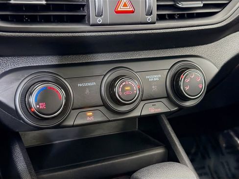 Used 2024 Kia Forte LXS image 18