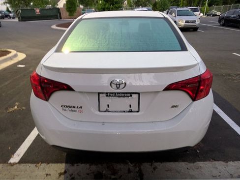 Used 2017 Toyota Corolla SE image 6