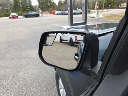 Used 2019 Chevrolet Colorado W/T w/ WT Convenience Package image 37