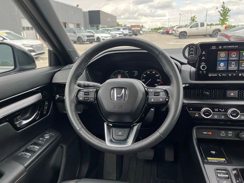 Used 2024 Honda CR-V Sport Touring image 18