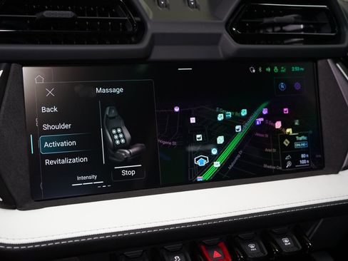 Used 2026 Lamborghini Urus SE image 19