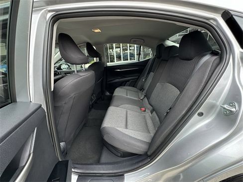 Used 2025 Toyota Camry LE image 28