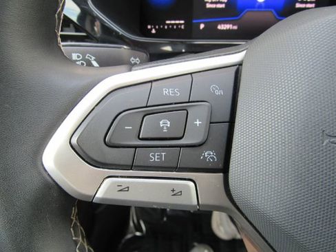 Used 2023 Volkswagen Taos S image 30